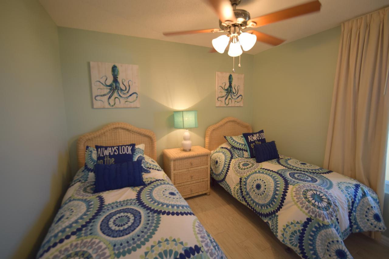 Pelican Beach Resort - Destin Condo Getaways By Cls 객실 사진